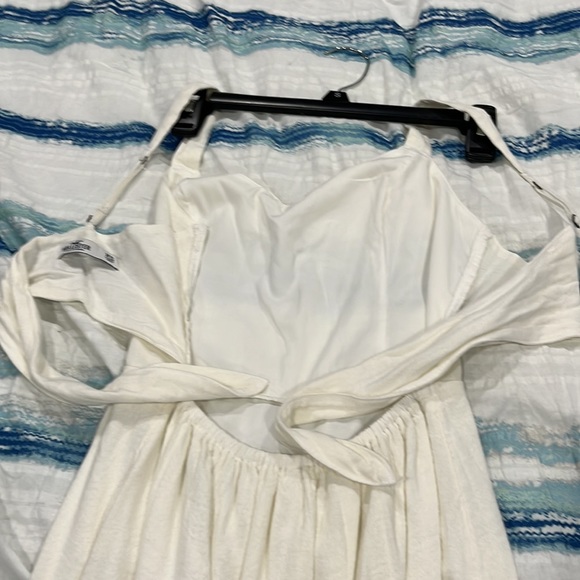 Hollister dress - Picture 4 of 5